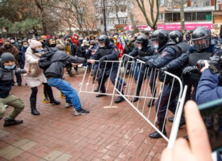 О незаконных митингах 23 января: еврей Кедми говорит то, что должны говорить мы, русские, в защиту своей России! Видео О незаконных митингах 23 января: еврей Кедми говорит то, что должны говорить мы, русские, в защиту своей России! Видео