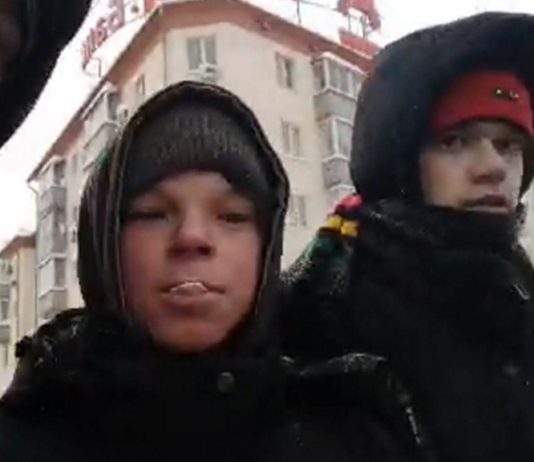 Возбуждено уголовное дело на либераста Л.Волкова из ФБК-банды Навального: за склонение подростков к незаконным действиям Возбуждено уголовное дело на либераста Л.Волкова из ФБК-банды Навального: за склонение подростков к незаконным действиям