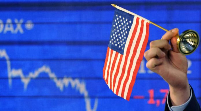 Крупнейшее падение экономики США в 2020 году с конца Второй мировой войны, сильнее чем в 2008 году Крупнейшее падение экономики США в 2020 году с конца Второй мировой войны, сильнее чем в 2008