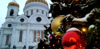 Москва, Рождество 2021 у Храма Христа Спасителя, Патриарший мост в Рождество, видео Москва, Рождество 2021 у Храма Христа Спасителя, Патриарший мост в Рождество, видео