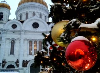 Москва, Рождество 2021 у Храма Христа Спасителя, Патриарший мост в Рождество, видео Москва, Рождество 2021 у Храма Христа Спасителя, Патриарший мост в Рождество, видео