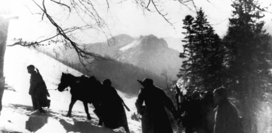 18 февраля в истории: завершена Западно-Карпатская наступательная операция (1945), открыта планета Плутон (1930) 18 февраля в истории: завершена Западно-Карпатская наступательная операция (1945), открыта планета Плутон (1930)