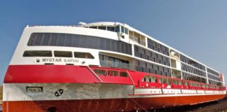 Впервые с 1960 года в России спущен на воду новый круизный лайнер «Мустай Карим» Впервые с 1960 года в России спущен на воду новый круизный лайнер "Мустай Карим"