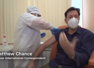 Журналист CNN Мэтью Ченс (Matthew Chance) привился в Москве вакциной Спутник V, о которой недавно отзывался презрительно Журналист CNN Мэтью Ченс (Matthew Chance) привился в Москве вакциной Спутник V, о которой совсем недавно отзывался негативно