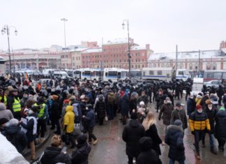 Задержан ещё один «шакал»-недоумок, распыливший 31 января слезоточивый газ в лицо сотруднику Рогвардии Задержан ещё один "шакал"-недоумок, распыливший 31 января слезоточивый газ в лицо сотруднику Рогвардии