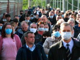 Когда в России отменят масочный режим по коронавирусу, мнения ученых-вирусологов Когда в России отменят масочный режим по коронавирусу, мнения ученых-вирусологов