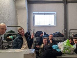 Привет из камеры от главреда «Медиазоны» (помойная «Медуза») С.Смирнова и таких же либерастов, впереди 25 дней «камерного отдыха и раздумий» Привет из камеры от главреда "Медиазоны" (поганая "Медуза") С.Смирнова и таких же либерастов. 25 дней "камерного отдыха и раздумий"