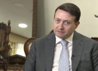 Винченцо Трани, глава Итало-российской торговой палаты, о начале производства в Италии вакцины Спутник V, уже в июле 2021, видео Винченцо Трани, глава Итало-российской торговой палаты, о начале производства в Италии вакцины Спутник V, уже в июле 2021, видео