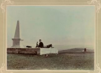 «Девичья батарея» в обороне Севастополя 1854 года: малоизвестный памятник героическим женщинам-проституткам, построившим оборонный бастион "Девичья батарея" в обороне Севастополя 1854 года: малоизвестный памятник героическим женщинам-проституткам, построившим этот оборонный бастион