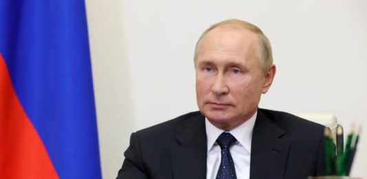 Когда в России будет достигнут коллективный иммунитет к COVID-19 и сняты ограничения, мнение Президента РФ Путина Когда в России будет достигнут коллективный иммунитет к COVID-19 и сняты соответствующие ограничения, мнение Президента РФ Путина