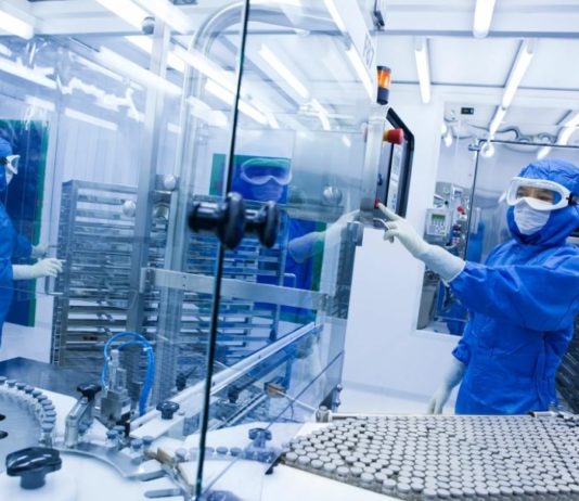 Пока русофобская Европа бессильно скрежещет зубами на Россию, Италия будет делать вакцину Спутник V уже летом 2021 Пока русофобская Европа бессильно скрежещет зубами на Россию, Италия будет делать вакцину Спутник V уже летом 2021