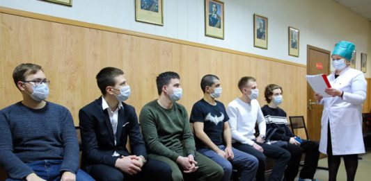 1 апреля 2021 в России началась весенняя призывная кампания. Армия, никаких шуток! 1 апреля 2021 в России началась весенняя призывная кампания в армию... и никаких шуток!!