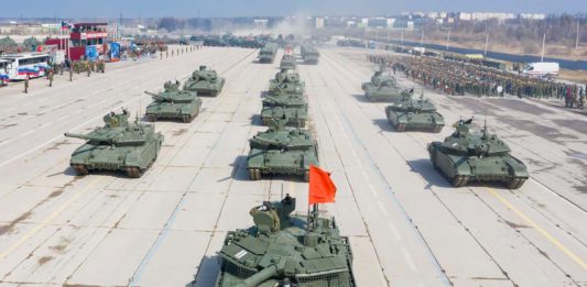 Кадры подготовки к Параду Победы 9 мая 2021 — от Минобороны, из Алабино Кадры подготовки к Параду Победы 9 мая 2021 - от Минобороны, из Алабино