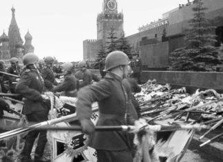 В Госдуме рассмотрят законопроект о запрете отождествления роли СССР и нацистской Германии во Второй Мировой войне В Госдуме расмотрят законопроект о запрете отождествления роли СССР и нацистской Германии во Второй Мировой войне