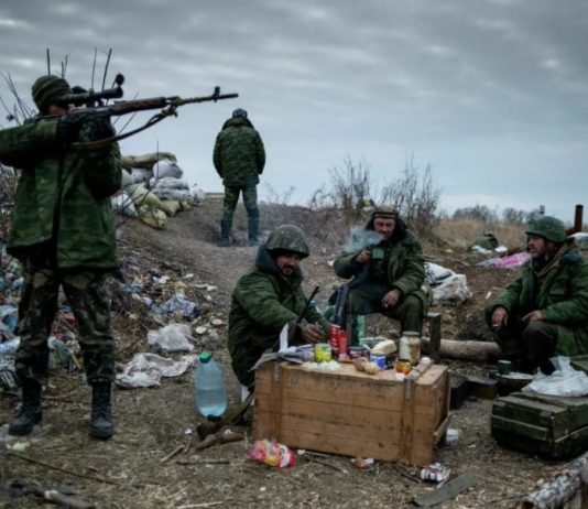 ВИДЕО от «шароварного» Генштаба ..Краины: сумасшедшие хохлы-вояки применили дрон Bayraktar на Донбассе ВИДЕО от «шароварного» Генштаба ..Краины: сумасшедшие хохлы-вояки применили дрон Bayraktar на Донбассе