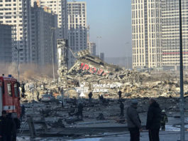 ВИДЕО: в Подольском районе Киева уничтожены укрофашистские боеприпасы и РСЗО «Град» вместе с ТРК Retroville, где нацики прятали всё это В Подольском районе Киева уничтожена укрофашистская РСЗО "Град" вместе с ТРК, где она пряталась за спинами киевлян