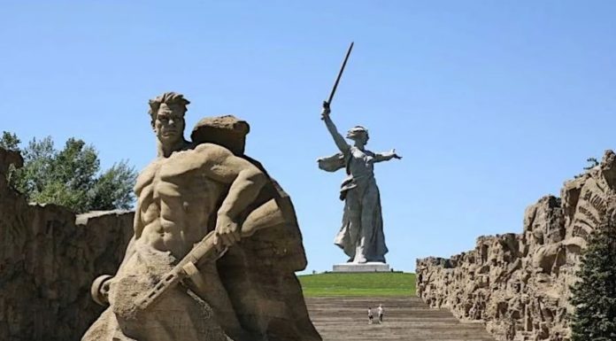 ВИДЕО: Воины-Освободители, РОССИЯ С ВАМИ!! Берегите себя и уничтожайте укронацисткую заразу в её логове, как было 77 лет назад!! ВИДЕО: Воины-Освободители, РОССИЯ С ВАМИ!! Берегите себя и уничтожайте укронацисткую заразу в её логове, как было 77 лет назад!!
