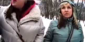 ВИДЕО: «Здесь 2 школы, уберите пушки!», харьковчане требуют от укрофашистов ВСУ убрать боевую технику от детсада ВИДЕО: «Здесь 2 школы, уберите пушки!», харьковчане требуют от укрофашистов ВСУ убрать боевую технику от детсада