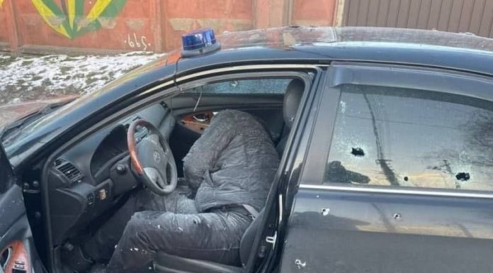 ВИДЕО, Киевский ИГИЛ: укронацисты полка «Миротворец» расстреляли бывшего зам.главы ГУ СБУ Киева Дмитрия Демьяненко ВИДЕО, Киевский ИГИЛ: укронацисты полка "Миротворец" расстреляли бывшего зам.главы ГУ СБУ Киева Дмитрия Демьяненко