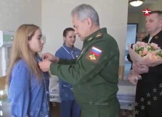 ВИДЕО: Сергей Шойгу вручил Звезду Героя, Ордена Мужества и медали российским воинам-героям ВИДЕО: Сергей Шойгу вручил Звезду Героя, Ордена Мужества и медали российским воинам-героям