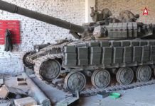 ВИДЕО: под Киевом российские десантники захватили много целой бронетехники и вооружений укрофашистов ВСУ ВИДЕО под Киевом российские десантники захватили много целой бронетехники и вворужений укрофашистов ВСУ
