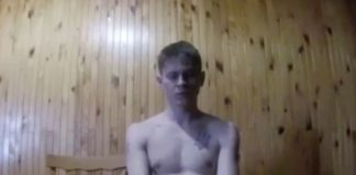 Жалкий сосунок, наводчик Семенюк К.В. 1996г.р. из батальона «Айдар» сдался в плен, доиздевался над жителями Донбасса Жалкий сосунок, наводчик Семенюк К.В. 1996г.р. из батальона "Айдар" сдался в плен, доиздевался над жителями Донбасса