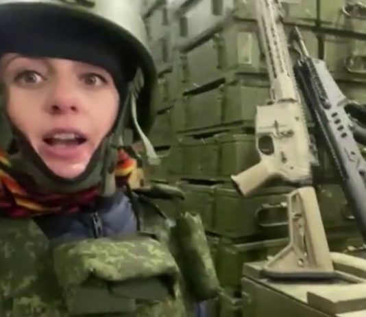 ВИДЕО: вскрыты колоссальные склады оружия на Запорожской АЭС, репортаж корреспондента Мери Бадунц Корреспондент «Известий» Мери Бадунц показала склад с боеприпасами, который находится на территории Запорожской АЭС