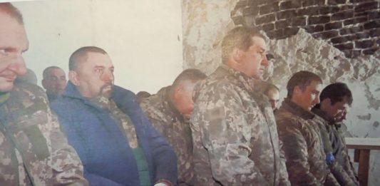 Массовая сдача в плен укровояк под Киевом (Копылов) 14-й мотострелковой бригады ВСУ, командиры деморализованы Массовая сдача в плен укровояк под Киевом (Копылов) 1-й мотострелковой бригады ВСУ, командиры деморализованы