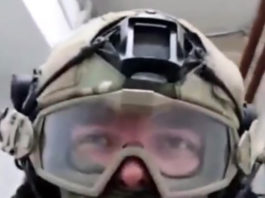 ВИДЕО: Российский Спецназ благодарит россиян за поддержку в уничтожении фашизма на Украине Российский спецназ из Украины передаёт слова благодарности гражданам России за поддержку вооружённых сил