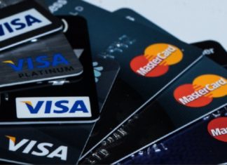 Сегодня платёжные системы Visa и Mastercard объявили, что приостанавливают операции в России Сегодня платёжные системы Visa и Mastercard объявили, что приостанавливают операции в России.