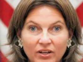 «Старушка с печеньками» Нуланд признала наличие незаконных биолабораторий США на Украине и боится расследования России "Старушка с печеньками" Нуланд признала наличие незаконных биолабораторий США на Украине и боится расследования России