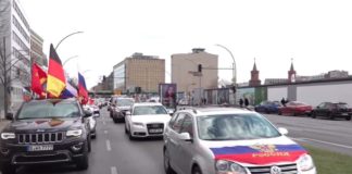 #ZаРУССКИХ Массовый автопробег в Берлине против дискриминации русских: около 1000 берлинцев, сотни автомобилей