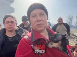 ВИДЕО: «2 месяца в подвалах, ни еды, ни лекарств, ни воды.. Спасибо России и ДНР что спасли!», жители Мариуполя для WarGonzo (С.Пегов) ВИДЕО: "2 месяца в подвалах, ни еды, ни лекарств, ни воды.. Спасибо России и ДНР что спасли!", жители Мариуполя для WarGonzo (С.Пегов)
