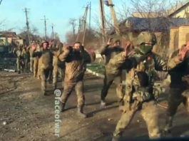 ВИДЕО: 267 хохлов, укрофашистов морпехов ВСУ в Мариуполе сдались в плен ВИДЕО: 267 пленных хохлов, укрофашистов морпехов ВСУ в Мариуполе сдались в плен