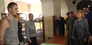 ВИДЕО: нацисты калечат и убивают наших пленных, а Москалькова в Севастополе «печётся вся в заботах» о пленных укрофашистах