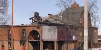 Обстреливаемая нацистами Казачья Лопань за Россию: «Украинцы боятся, что россияне отсюда уйдут, тогда всем нам конец» Обстреливаемая нацистами Казачья Лопань за Россию: "Украинцы боятся, что россияне отсюда уйдут, тогда всем нам конец"