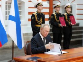 Президент России В.В.Путин подписал новую Морскую доктрину РФ — основные положения Президент России В.В.Путин подписал Новую Морскую доктрину РФ - основные положения