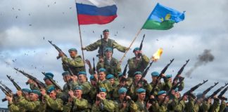 Сегодня, 2 августа, в России празднуют 92-ю годовщину героических гвардейских Воздушно-Десантных войск (ВДВ) Сегодня, 2 августа, в России празднуют 92-ю годовщину героических гвардейских Воздушно-Десантных войск (ВДВ)