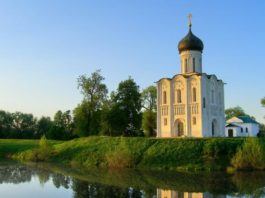 14 октября в истории: 867 лет Церкви Покрова на Нерли (1165г.), создание МГИМО (1944), открыт Таврический университет (1918) 14 октября в истории: 867 лет Церкви Покрова на Нерли (1165г.), создание МГИМО (1944), открыт Таврический университет (1918)