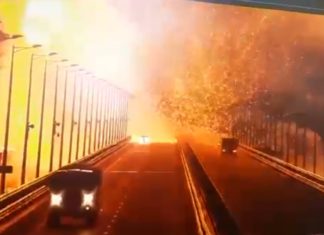 ГлавКоВерх Путин! Взрыв Крымского моста — не casus belli, не жирнющая ли красная линия, нет? Ваши «Усы Пескова» что промямлят? ГлавКоВерх Путин! Взрыв Крымского моста - это не casus belli, не жирнющая ли красная линия, нет? Ваши "Усы Пескова" опять отмажутся?