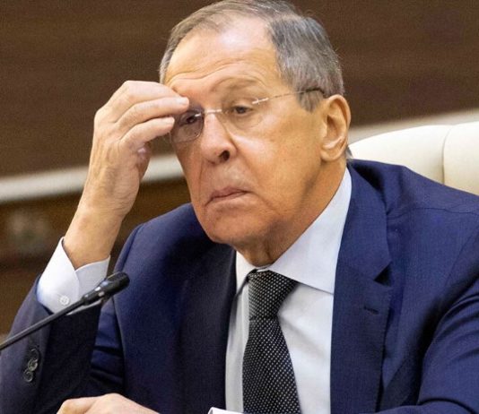 Опять бубнёж про «красные линии» России: теперь от Лаврова в адрес плюющих на нас сатанистов США и Британии Опять бубнёж про "красные линии" России: теперь от Лаврова, в тот же адрес плюющих в ответ сатанистов США и Британии