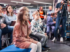 С 15 апреля в парке Зарядье — Акция «КОСМИЧЕСКИ!», научный апрель в НПЦ «Заповедное посольство» Акция КОСМИЧЕСКИ! в парке Зарядье стартует 15 апреля в Научно-познавательном центре Заповедное посольство