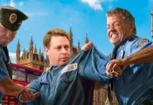 Президент Путин! Кто назначает предателей губернаторов типа Овсянникова, удравшего из Севастополя в Британию? Президент Путин! Кто назначает предателей губернаторов типа Овсянникова, удравшего из Севастополя в Британию?