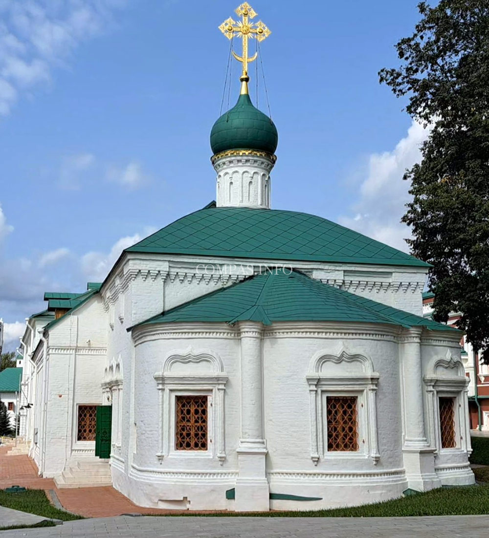 Амвросиевская церковь (бывшая Иоанно-Предтеченская) в Ирининских палатах