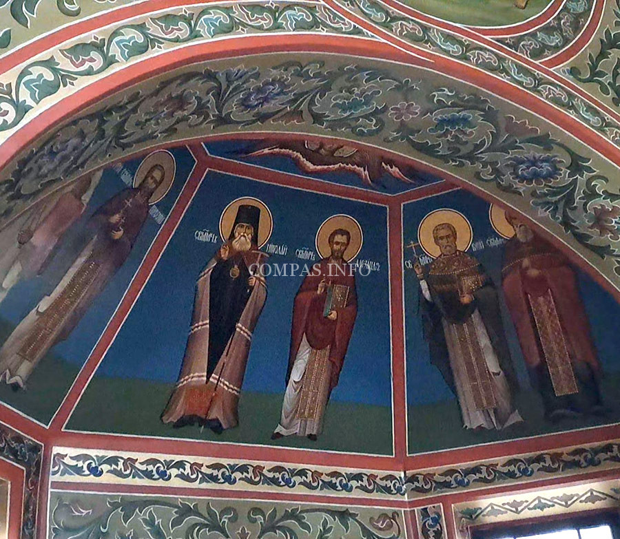 Внутренние-иконные-настенные-росписи-в-Вознесенском-соборе-в-Звенигороде