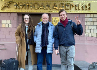 Фильм «Друзья» о простых героических жителях ДНР будут снимать молодые кинематографисты Академии Кино и Театра Н.С.Михалкова Фильм "Друзья" о простых героических жителях ДНР будут снимать молодые кинематографисты Академии Кино и Театра Н.С.Михалкова