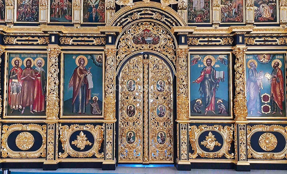 Высоко-Петровский мужской монастырь на Петровке: русская история от Алевиза Фрязина до Петра Великого 59 Иконостас Боголюбской церкви Высоко-Петровского монастыря в Москве, 2025