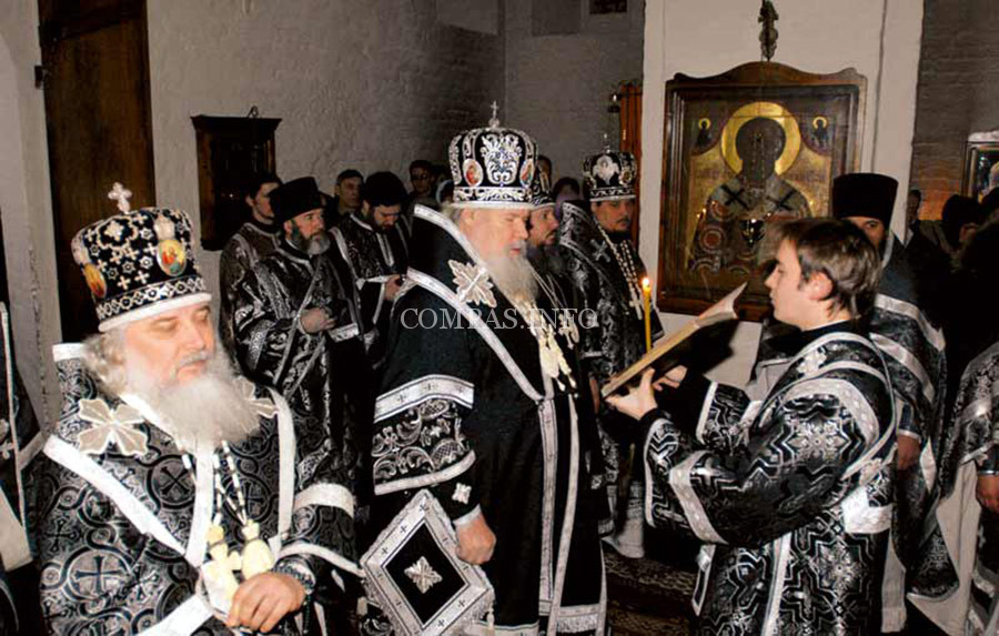 Рождественский монастырь, Патриарх Алексий, великопостная литургия в Рождественском соборе 23 февраля 2007 года