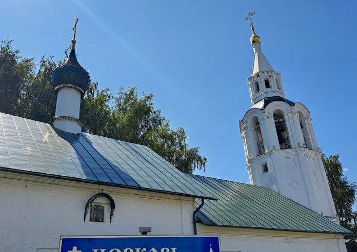 Церковь Зосимы и Савватия в Тверицах: региональный морской храм в Ярославле, история возрождения