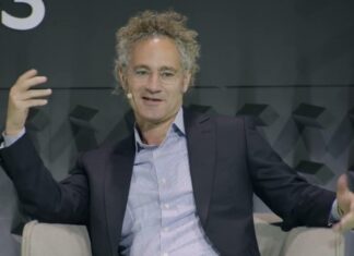 Манифест Palantir: разбор 22 тезисов Алекса Карпа — цифровой фашизм, тотальная слежка, ИИ-война и закабаление планеты Манифест Palantir разбор 22 тезисов Алекса Карпа - цифровой фашизм, тотальная слежка, ИИ-война и закабаление планеты